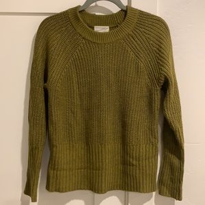 Green UNIVERSAL THREAD Sweater